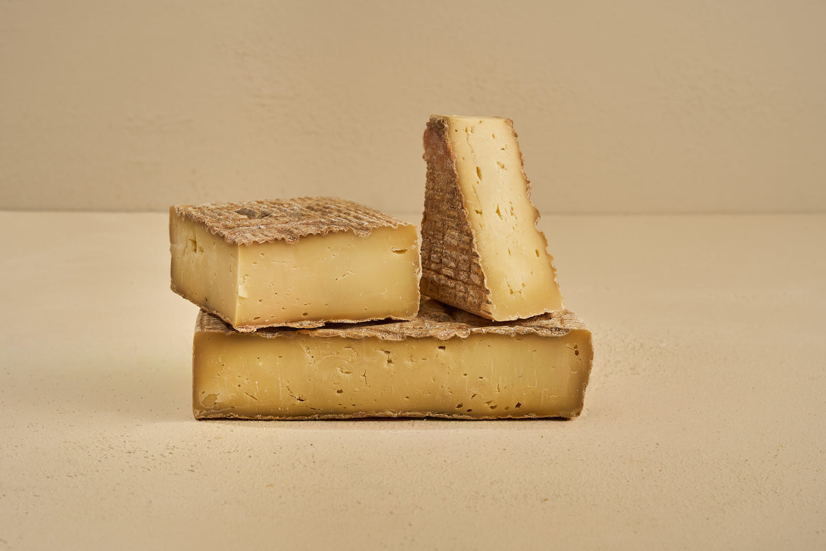 Taleggio Nero DOP
